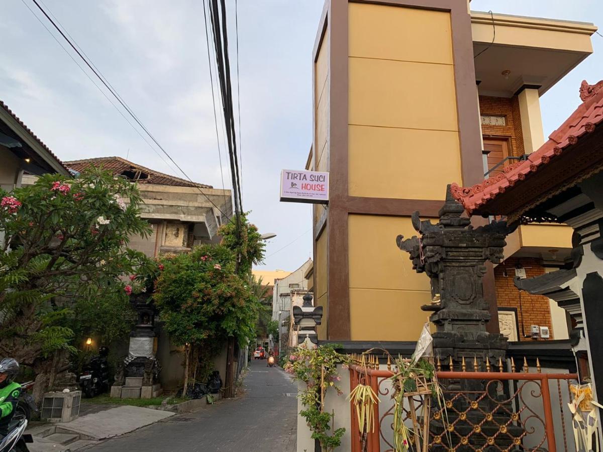Tirtasuci House Hotel Кута Екстериор снимка